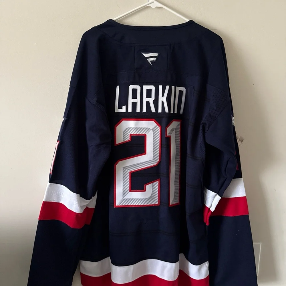 Men’s Fanatics Dylan Larkin #21 Team USA 4 Nations Faceoff Jersey Sz 54 RARE - Picture 7 of 7
